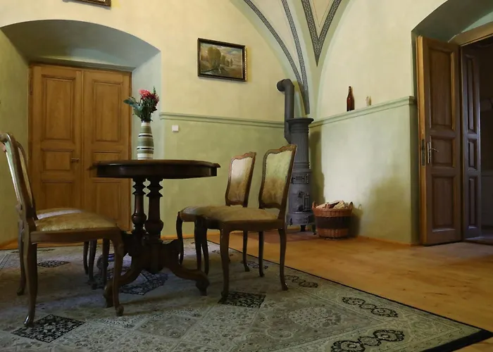 Historicke Apartmany Zelenohorska Posta